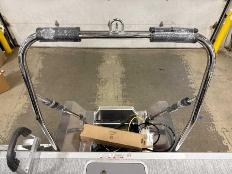 2026 Bennington 20SSR - SPS - SPECIAL PACKAGE US-ETWS9674K526 [photo 19]